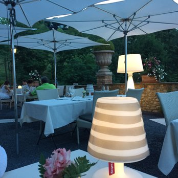Moda - Nicely lighted at night - Italian Near Me - Monforte d'Alba, CN