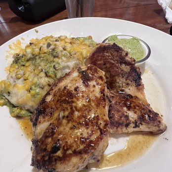 Bahama Breeze - Grilled Chicken Breast Grilled Chicken with Cilantro - Crema - Seafood Near Me - Altamonte Springs, Florida Bahama Breeze - Grilled Chicken Breast Grilled Chicken with Cilantro - Crema - Seafood Near Me - Altamonte Springs, Florida
