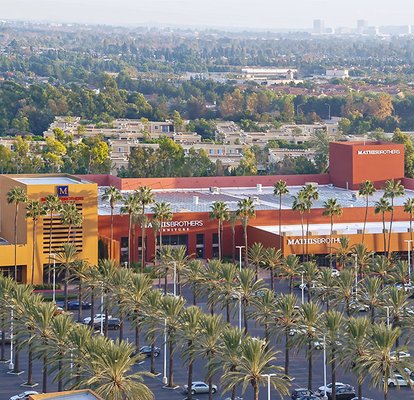 Mathis Brothers Furniture 158 Photos 410 Reviews Furniture Stores 13300 Jamboree Rd Irvine Ca United States Phone Number Yelp