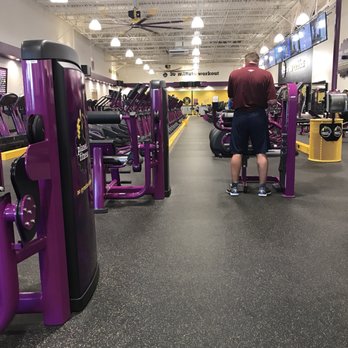 Planet Fitness - Gyms Near Me - Bulverde, Texas