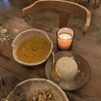 Nara Thai Kitchen - Yellow Curry Pad Thai - Thai Near Me - Irvine, California Nara Thai Kitchen - Yellow Curry Pad Thai - Thai Near Me - Irvine, California