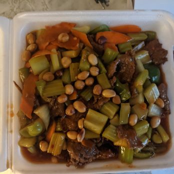 Asian Wok Mae - Anne - Kung Pao beef - Chinese Near Me - Reno, Nevada