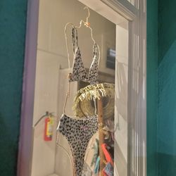 Maui Girl - LOLO Print Bikini