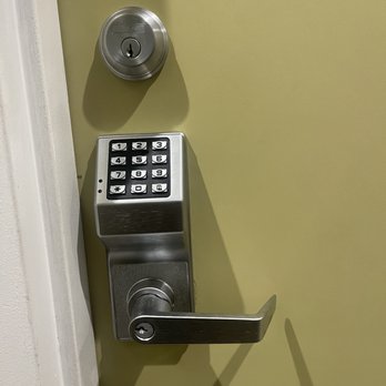 Kwik Key Locksmith - Commercial grade electronic fresh install with fresh deadbolt install for lock out. - Keys & Locksmiths Near Me - Lancaster, California Kwik Key Locksmith - Commercial grade electronic fresh install with fresh deadbolt install for lock out. - Keys & Locksmiths Near Me - Lancaster, California