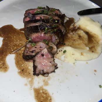 Ellie's - New York Steak - Italian Near Me - Long Beach, California