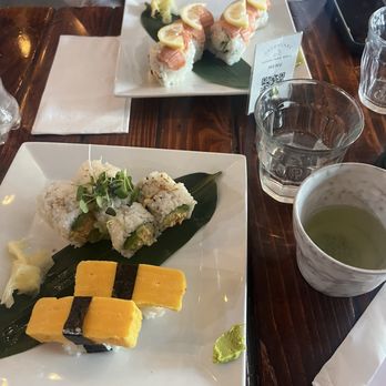 Greenlake Sushi and Roll - Bars Near Me - Seattle, Washington
