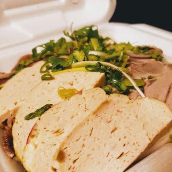 Pho Brothers - a white styrofoam container filled with food - Vietnamese Near Me - Mississauga, Ontario Pho Brothers - a white styrofoam container filled with food - Vietnamese Near Me - Mississauga, Ontario