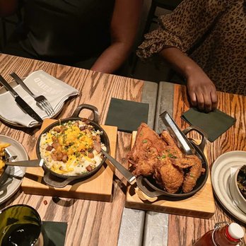 Yardbird - MAC & CHEESE MAMA'S MASHED POTATOES LEWELLYN'S FINE FRIED CHICKEN Crispy Brussels - Southern Near Me - Las Vegas, Nevada