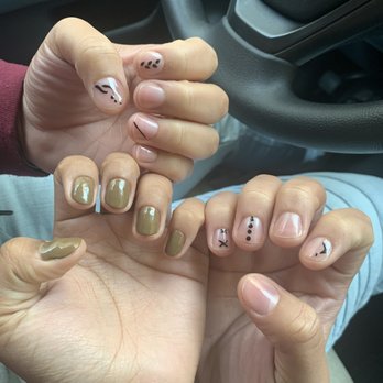 Polish Me Nails & Spa - Nail polish started to chip a couple days later. - Nail Salons Near Me - Chicago, Illinois