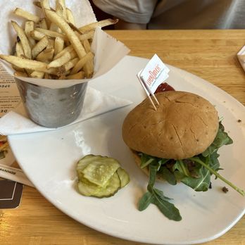 Silver Diner - Diners Near Me - Ashburn, Virginia