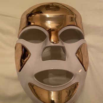 Emerge Beauty - Amazing mask to help you age gracefully - Day Spas Near Me - Las Vegas, Nevada Emerge Beauty - Amazing mask to help you age gracefully - Day Spas Near Me - Las Vegas, Nevada