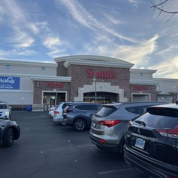 Smith's - 1/8/25 Exterior. Entrance - Grocery Near Me - Las Vegas, Nevada Smith's - 1/8/25 Exterior. Entrance - Grocery Near Me - Las Vegas, Nevada