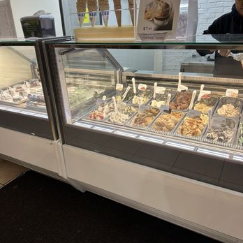 Juns Macaron Gelato - Gelato Near Me - Fort Lee, New Jersey Juns Macaron Gelato - Gelato Near Me - Fort Lee, New Jersey