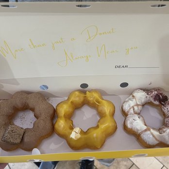 Mochinut - Southcenter - Tiramisu, mango, cheesecake - Donuts Near Me - Seattle, Washington Mochinut - Southcenter - Tiramisu, mango, cheesecake - Donuts Near Me - Seattle, Washington