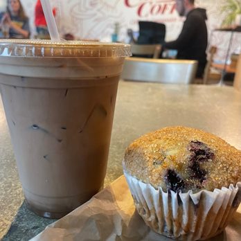 Carabello Coffee - Iced mocha latte and blueberry muffin - Coffee & Tea Near Me - Newport, Kentucky Carabello Coffee - Iced mocha latte and blueberry muffin - Coffee & Tea Near Me - Newport, Kentucky