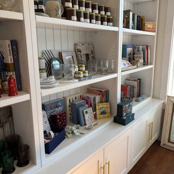 Hello Sonoma - Gift Shops Near Me - Sonoma, California