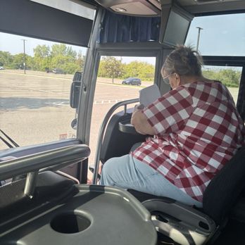 Royal Tours - Bus Tours Near Me - Lee, New Hampshire