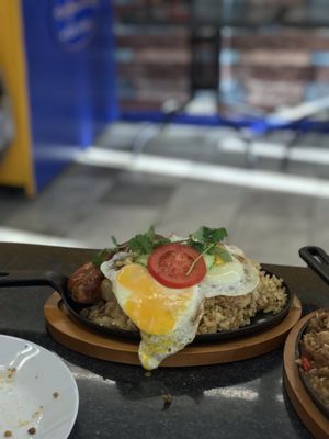Gracie's Cuisine by null