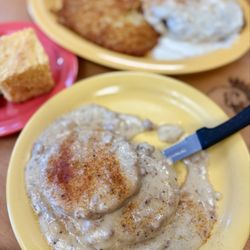 Kountry Style Kitchen Restaurant - Side order of biscuits and gravy. Their gravy is soooo good!