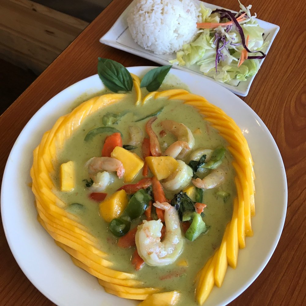 Pikul Thai Bistro - Mango Shrimp Curry - Thai Near Me - Fairfield, California Pikul Thai Bistro - Mango Shrimp Curry - Thai Near Me - Fairfield, California