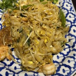 Thai Inn - Pad Thai.