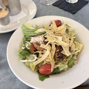Common Grill - New American Near Me - Chelsea, Michigan Common Grill - New American Near Me - Chelsea, Michigan
