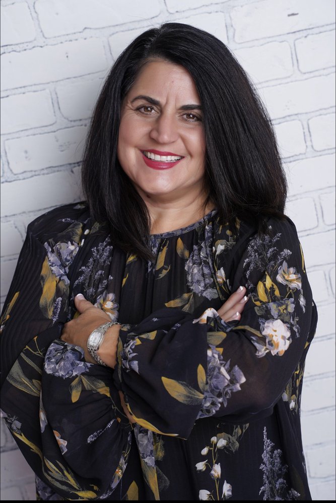 PENNY TINDALL VEGAS PLUS PROPERTY Updated August 2024 Contact