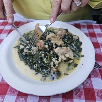 Dan Tana's - Chicken thigh meat in spinach with a lemon sauce. - Italian Near Me - West Hollywood, California