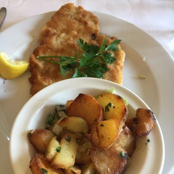 Alter Krug - Pork schnitzel - German Near Me - Berlin, BE