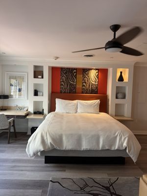Triada Palm Springs, Autograph Collection by null