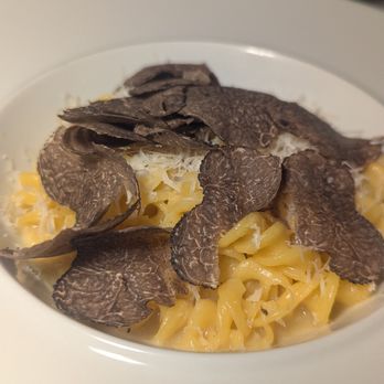 Crossroads Kitchen - Fettucine & truffles - Vegan Near Me - Las Vegas, Nevada Crossroads Kitchen - Fettucine & truffles - Vegan Near Me - Las Vegas, Nevada