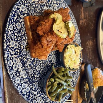 Gus's Barbecue - Nashville Hot Chicken - Barbeque Near Me - South Pasadena, California