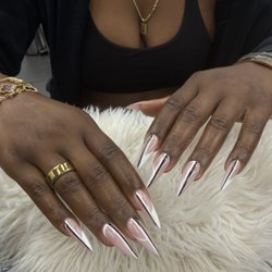 Acryliq Nails