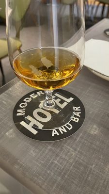 Modern Bar and Restaurant by null