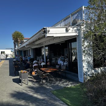 Mavi Waterfront Bar & Grill - Outside - Sports Bars Near Me - Jacksonville Beach, Florida Mavi Waterfront Bar & Grill - Outside - Sports Bars Near Me - Jacksonville Beach, Florida