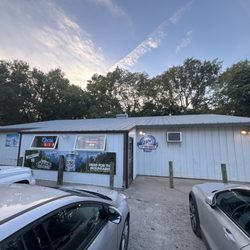 The Shack Bar & Grill - Outside