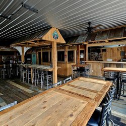 Pat's Pizza Dover-Foxcroft - Upstairs bar