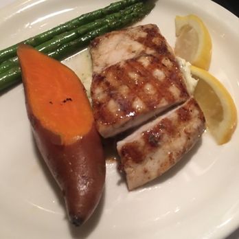 John Henry's - Another butter filled meal, leaves a lot to be desired - American Near Me - Palm Springs, California
