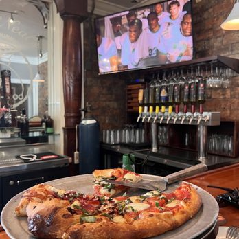 Sally O'Neal's Pizza Hotline - Lunch and a movie... loved that! - Pizza Near Me - Tampa, Florida Sally O'Neal's Pizza Hotline - Lunch and a movie... loved that! - Pizza Near Me - Tampa, Florida