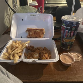 Raising Cane's Chicken Fingers - 3 pc - Fast Food Near Me - Clearwater, Florida