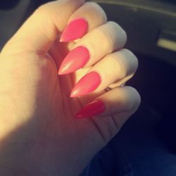 Red Nails