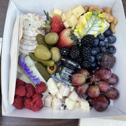 Stunning picnic box