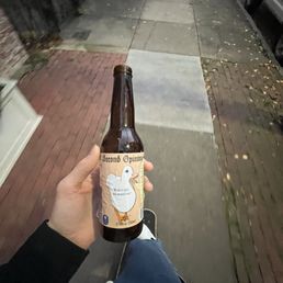 (goose soda) (goose soda)