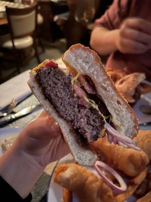 Molly's Shebeen Bar + Restaurant by null