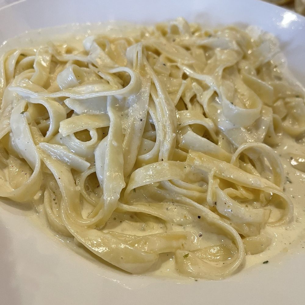 Olympic Steak & Pizza - Arlington - Alfredo pasta - Steakhouses Near Me - Arlington, Tennessee