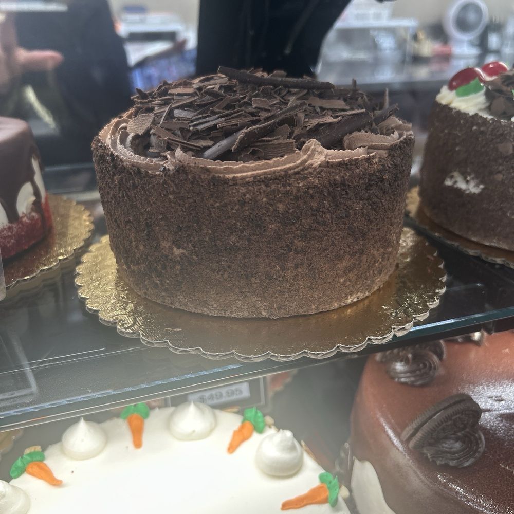 Mamolo's Fine Pastries - Chocolate Parisian cake - Bakeries Near Me - Calabasas, California Mamolo's Fine Pastries - Chocolate Parisian cake - Bakeries Near Me - Calabasas, California