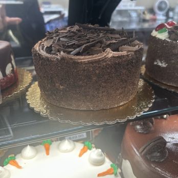 Mamolo's Fine Pastries - Chocolate Parisian cake - Bakeries Near Me - Calabasas, California Mamolo's Fine Pastries - Chocolate Parisian cake - Bakeries Near Me - Calabasas, California