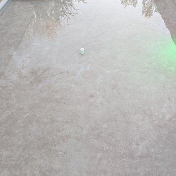 Distinctive Exteriors - Pool overview from wet deck showing mottling - Landscape Architects or Designers Near Me - Las Vegas, Nevada Distinctive Exteriors - Pool overview from wet deck showing mottling - Landscape Architects or Designers Near Me - Las Vegas, Nevada