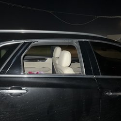 Auto Glass 2 U - Before the window was repaired