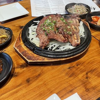 HanEuem - Korean BBQ Lateral Cut Angus Beef Short Ribs - Korean Near Me - Los Angeles, California HanEuem - Korean BBQ Lateral Cut Angus Beef Short Ribs - Korean Near Me - Los Angeles, California